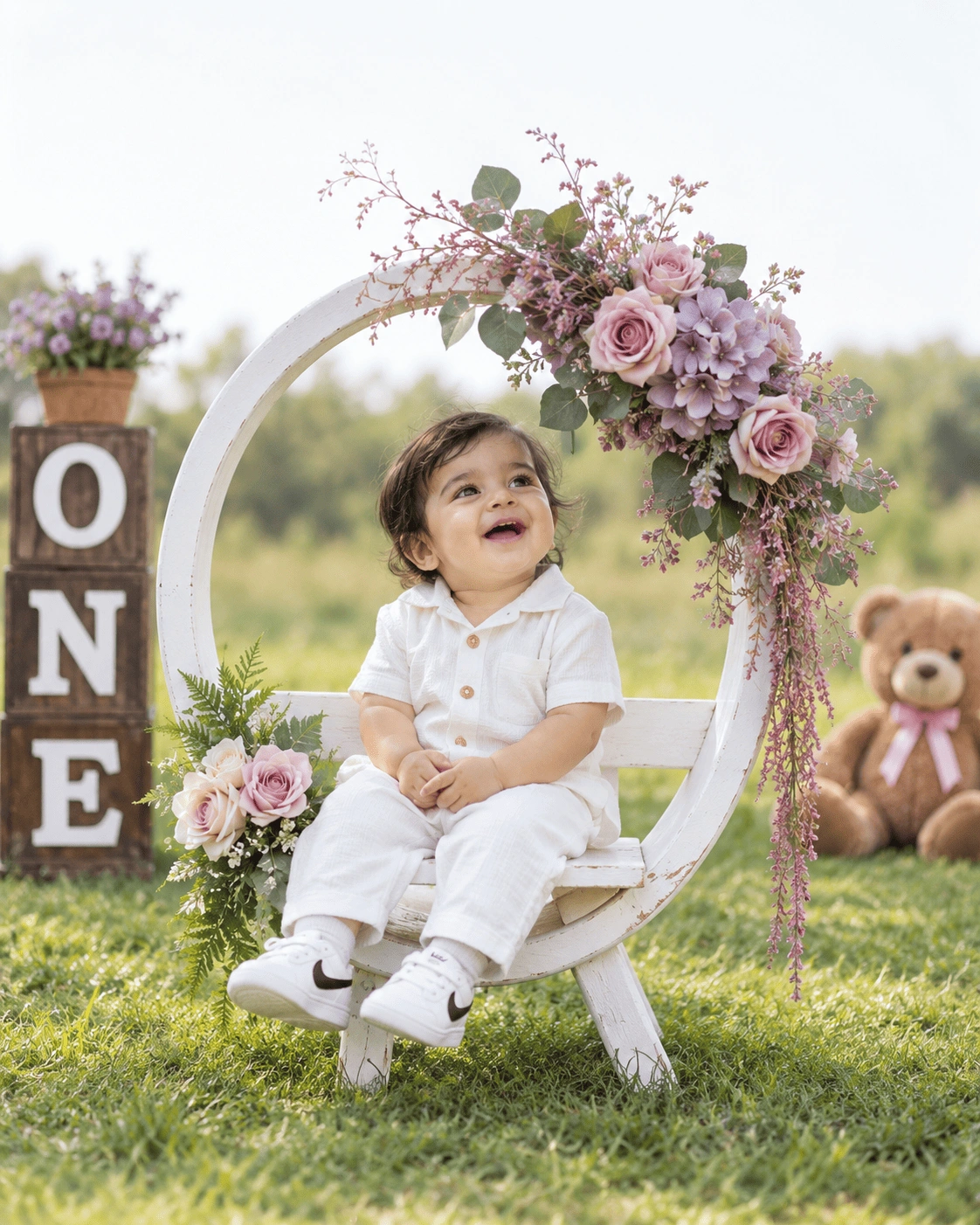 Dreamy ONE Swing First Birthday Portrait